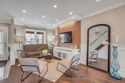 Photo 6 at 67 Northland Avenue, Smythe, Toronto