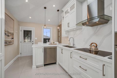 Photo 15 at 67 Northland Avenue, Smythe, Toronto