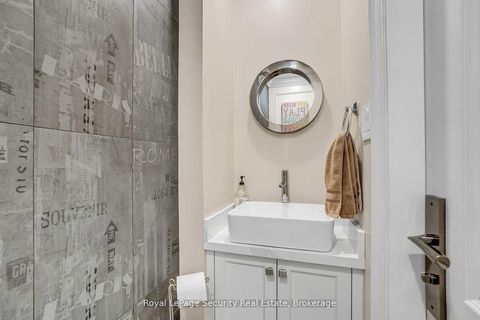 Photo 21 at 67 Northland Avenue, Smythe, Toronto