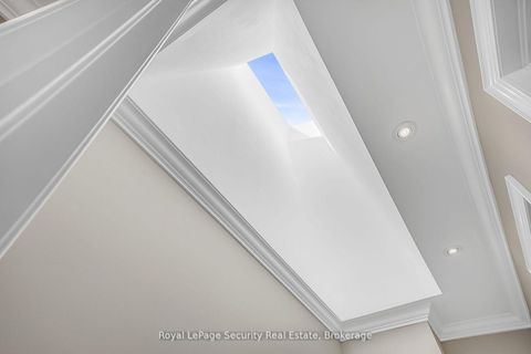 Photo 26 at 67 Northland Avenue, Smythe, Toronto