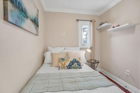 Photo 36 at 67 Northland Avenue, Smythe, Toronto