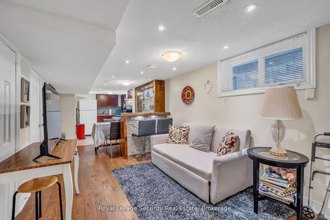 Photo 40 at 67 Northland Avenue, Smythe, Toronto