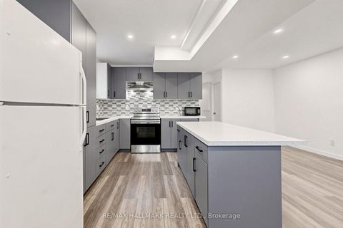 Photo 14 at 90 Barre Drive, Painswick North, Barrie