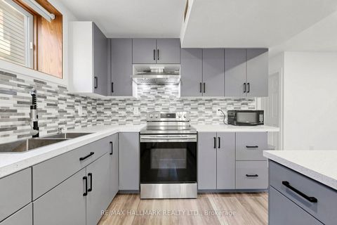 Photo 15 at 90 Barre Drive, Painswick North, Barrie
