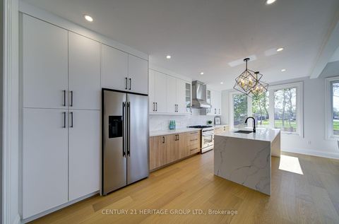 Photo 4 at 802 Willowview Road, Historic Lakeshore Communities, Georgina