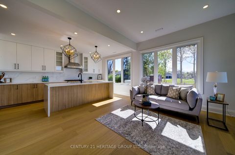 Photo 10 at 802 Willowview Road, Historic Lakeshore Communities, Georgina