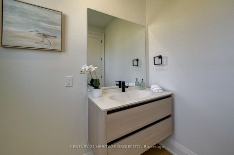 Photo 15 at 802 Willowview Road, Historic Lakeshore Communities, Georgina