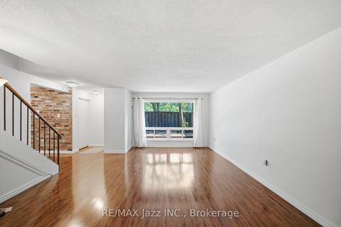 Photo 5 at 38 - 120 Ling Road, West Hill, Toronto