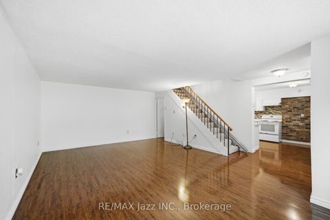 Photo 8 at 38 - 120 Ling Road, West Hill, Toronto