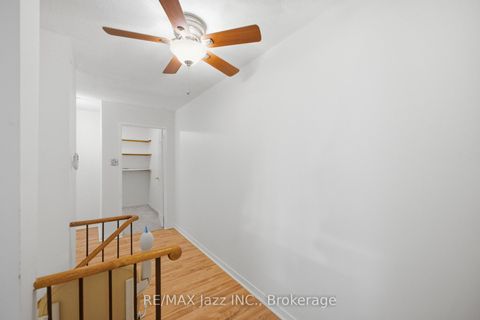 Photo 23 at 38 - 120 Ling Road, West Hill, Toronto