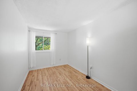 Photo 27 at 38 - 120 Ling Road, West Hill, Toronto