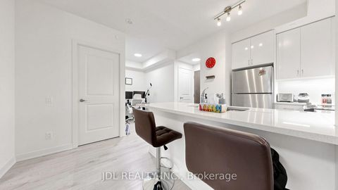 Photo 18 at 1010 - 4955 Yonge Street, Willowdale East, Toronto