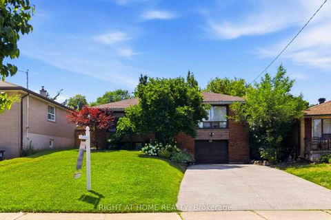 Photo 2 at 68 Barford Road, Kipling, Toronto