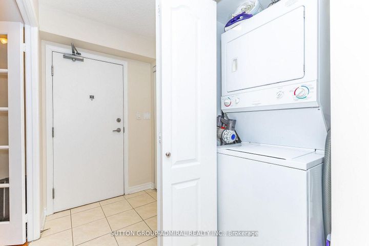Photo 13 at 1606 - 1 Rean Drive, Bayview Village, Toronto