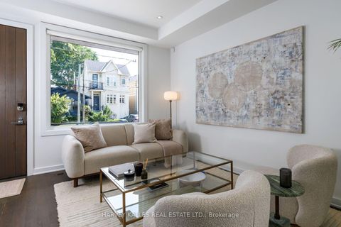 Photo 6 at 128 Montgomery Avenue, Eglinton, Toronto