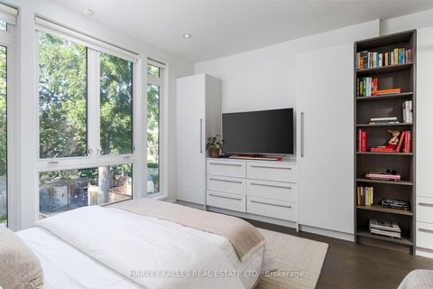 Photo 22 at 128 Montgomery Avenue, Eglinton, Toronto