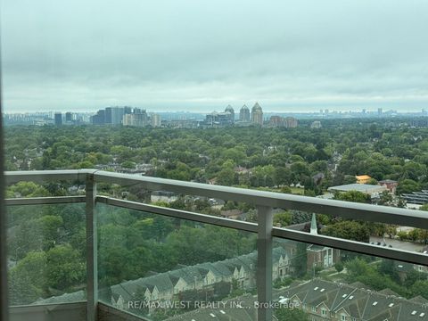 Photo 8 at 2010 - 60 Byng Avenue, Willowdale East, Toronto