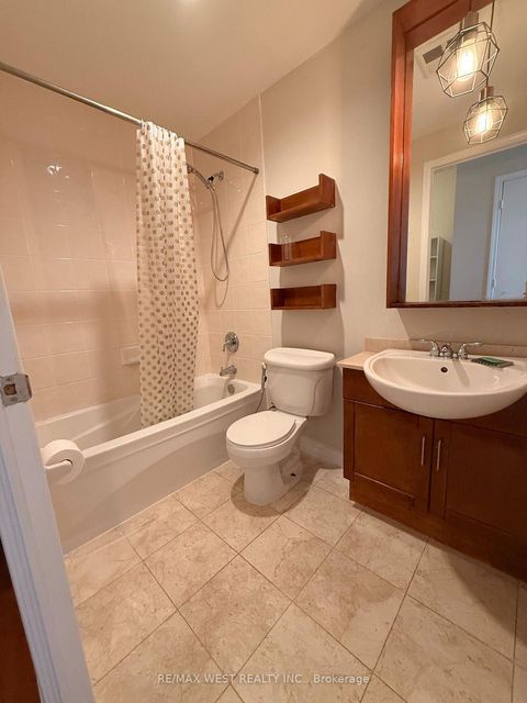 Photo 13 at 2010 - 60 Byng Avenue, Willowdale East, Toronto