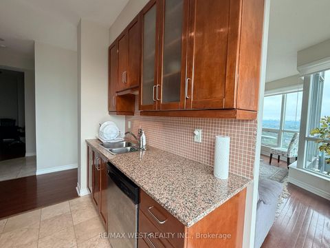 Photo 16 at 2010 - 60 Byng Avenue, Willowdale East, Toronto