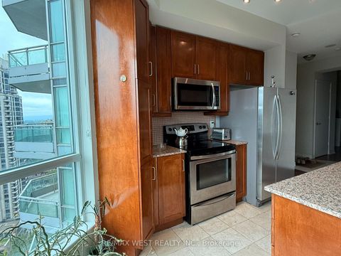 Photo 17 at 2010 - 60 Byng Avenue, Willowdale East, Toronto