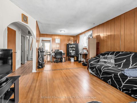 Photo 10 at 412 Andrew Street, Central Newmarket, Newmarket