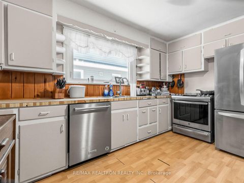 Photo 12 at 412 Andrew Street, Central Newmarket, Newmarket
