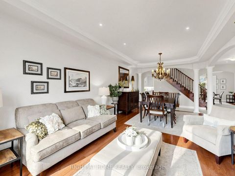 Photo 10 at 32 Lake Forest Drive, Jefferson, Richmond Hill
