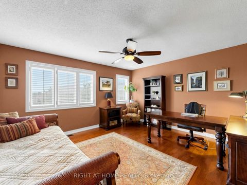 Photo 23 at 32 Lake Forest Drive, Jefferson, Richmond Hill