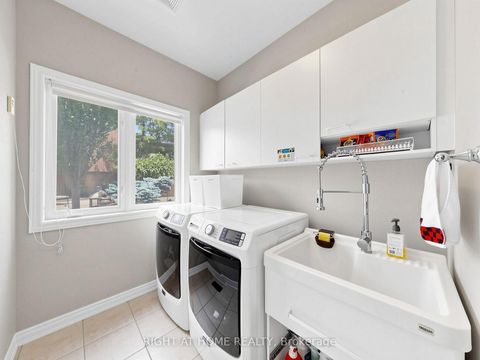 Photo 26 at 32 Lake Forest Drive, Jefferson, Richmond Hill