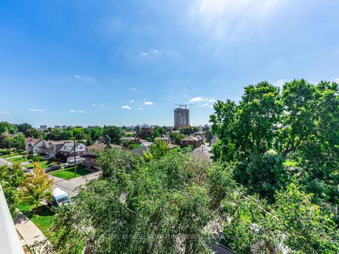 Photo 21 at 60 - 68 Winston Park Boulevard, CFB, Toronto