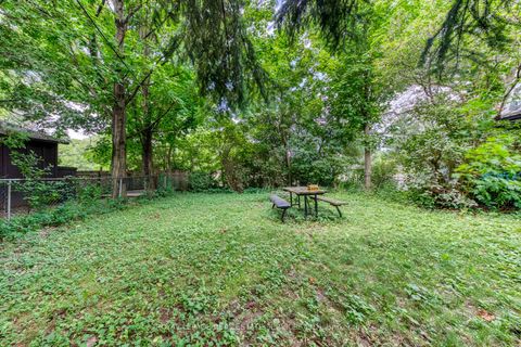 Photo 6 at 10 Thatcher Avenue, Cliffcrest, Toronto