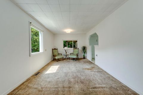 Photo 10 at 10 Thatcher Avenue, Cliffcrest, Toronto
