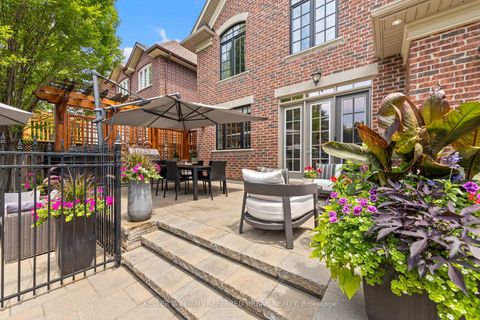 Photo 13 at 4 Community Circle, Willowdale West, Toronto