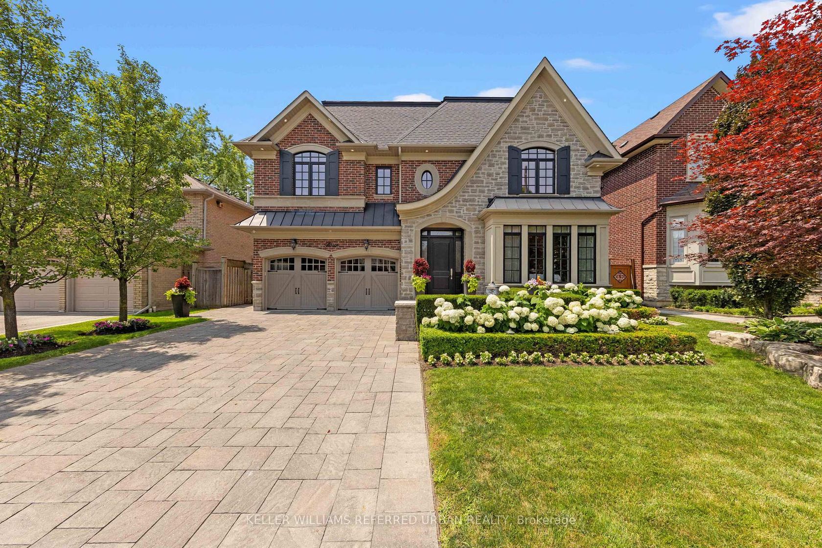 4 Community Circle, Willowdale West, Toronto 