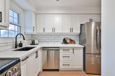 Photo 8 at 6 - 101 Glen Manor Drive, The Beaches, Toronto