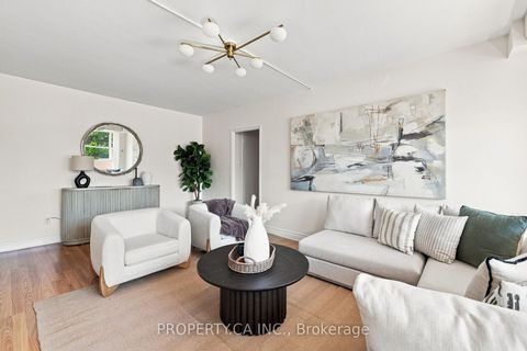Photo 3 at 202 - 60 Montclair Avenue, Forest Hill South, Toronto