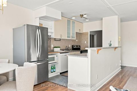 Photo 11 at 202 - 60 Montclair Avenue, Forest Hill South, Toronto