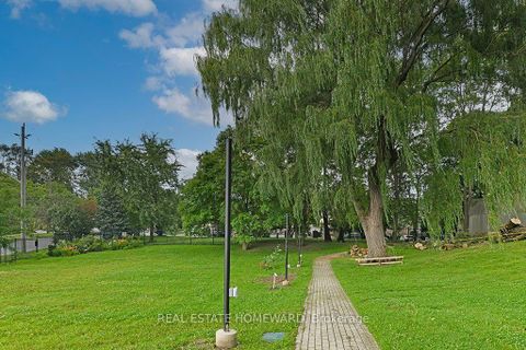 Photo 11 at 106 - 757 Victoria Park Avenue, Oakridge, Toronto