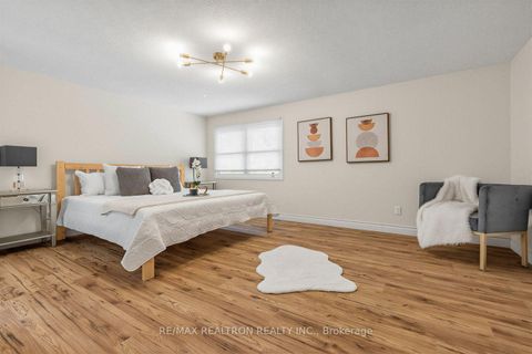 Photo 14 at 416 Alex Doner Drive, Glenway Estates, Newmarket