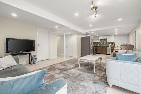 Photo 24 at 416 Alex Doner Drive, Glenway Estates, Newmarket