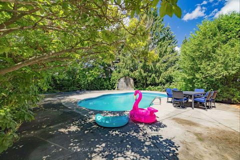 Photo 28 at 416 Alex Doner Drive, Glenway Estates, Newmarket