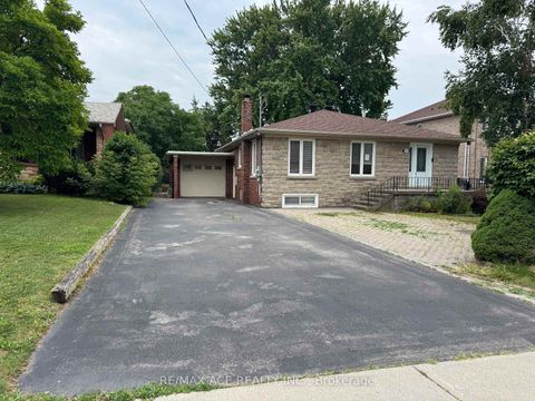 Photo 0 at 39 Oak Avenue, South Richvale, Richmond Hill