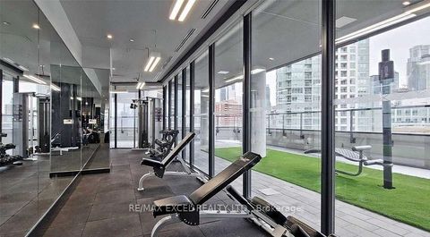 Photo 3 at 406 - 159 Wellesley Street E, South St. James Town, Toronto