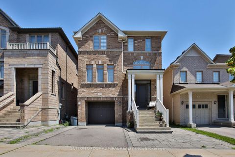 Photo 2 at 27 Givon Street, Patterson, Vaughan