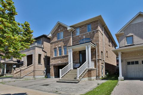 Photo 43 at 27 Givon Street, Patterson, Vaughan