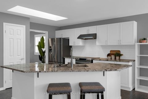 Photo 11 at 2215 Nevils Street, Alcona, Innisfil