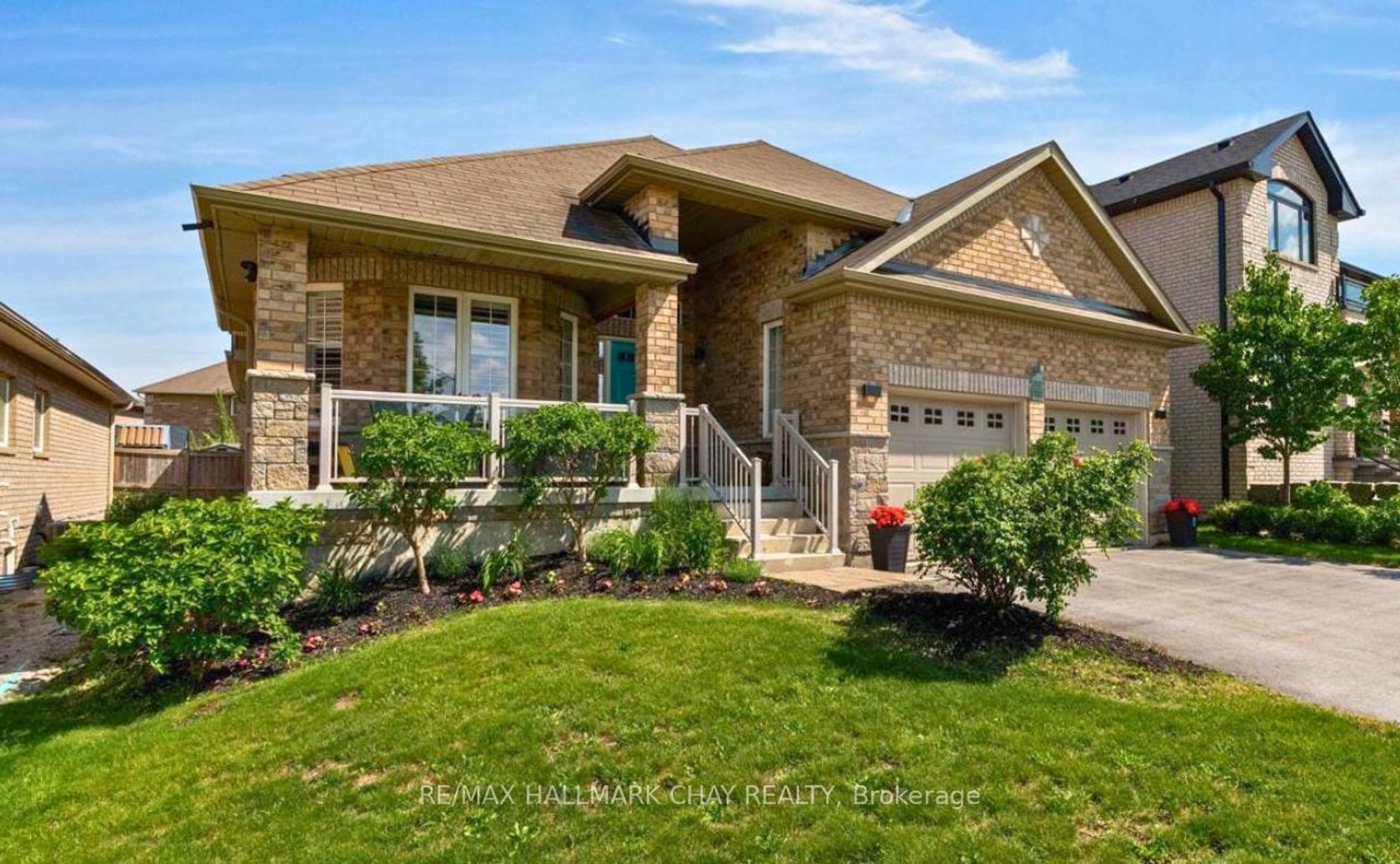 2215 Nevils Street, Alcona, Innisfil photo number 2