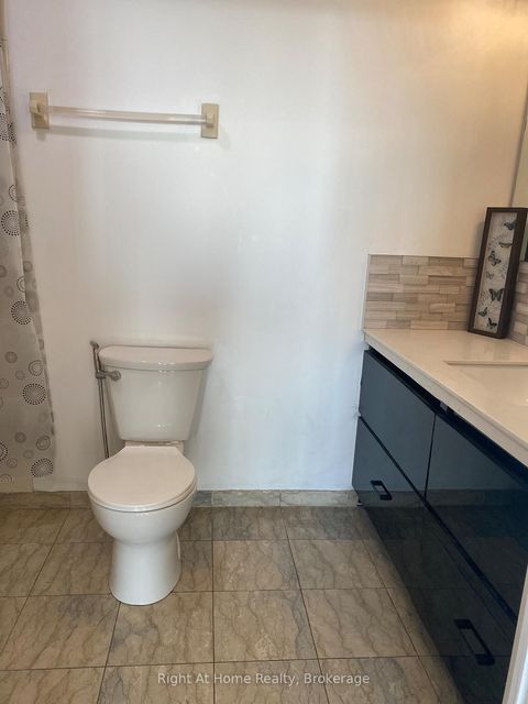 Photo 16 at 1215 - 11753 Sheppard Avenue E, Rouge E11, Toronto
