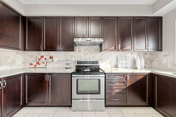 Photo 11 at 20 Pineforest Place, Wismer, Markham