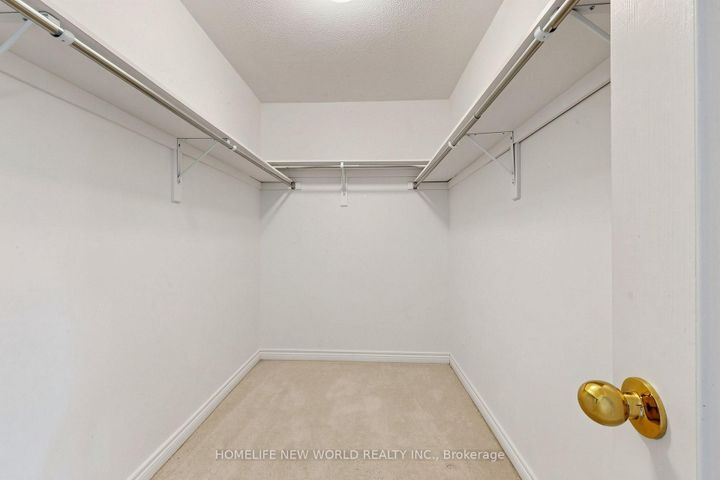 Photo 34 at 20 Pineforest Place, Wismer, Markham